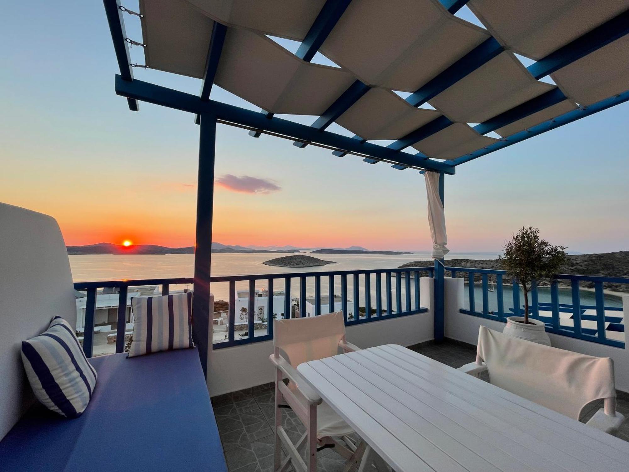 Meltemi Retreat Hotel Irakliá Kültér fotó