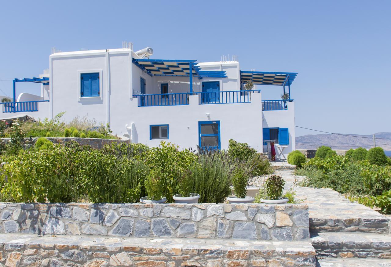 Meltemi Retreat Hotel Irakliá Kültér fotó